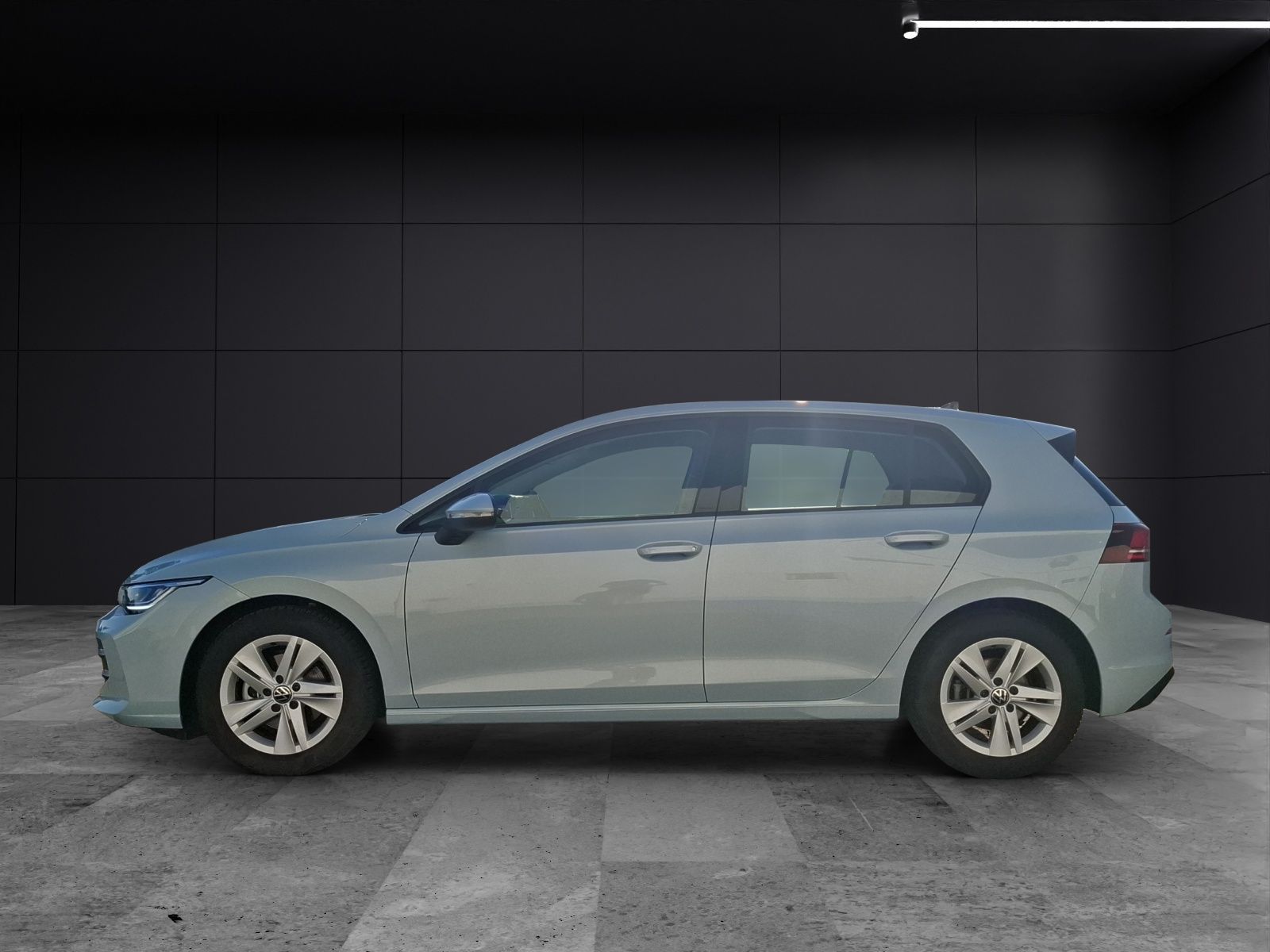 Fahrzeugabbildung Volkswagen Golf VIII TSI Life LED Navi AID ACC RFK HUD SHZ