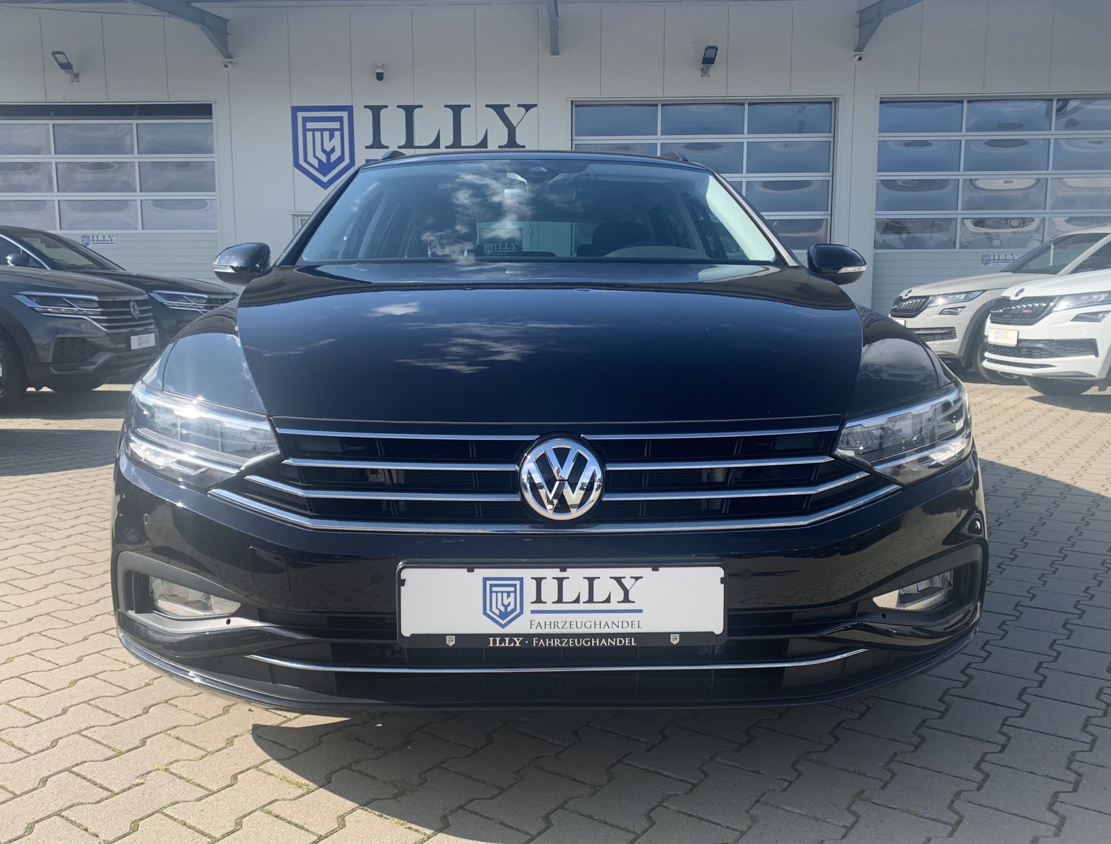 Fahrzeugabbildung Volkswagen Passat Variant 2.0 TDI*LED*Cam*Spur*Navi*ACC*