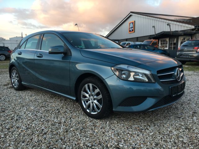 Mercedes-Benz A 180 CDI /d BlueEfficiency Aut.NAVI SHZ CAMERA