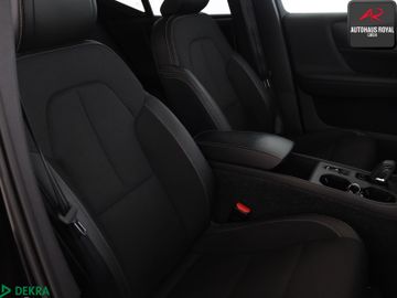 Volvo XC40 - 11