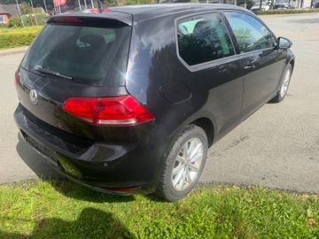 Volkswagen Golf - 5