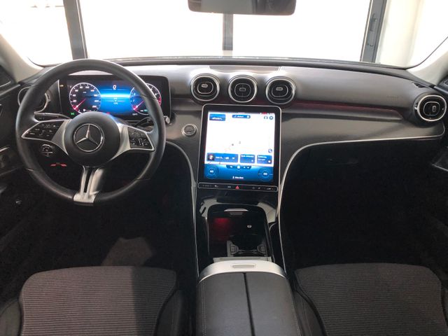 Fahrzeugabbildung Mercedes-Benz C 200 /Avantgarde/Night /Burmester