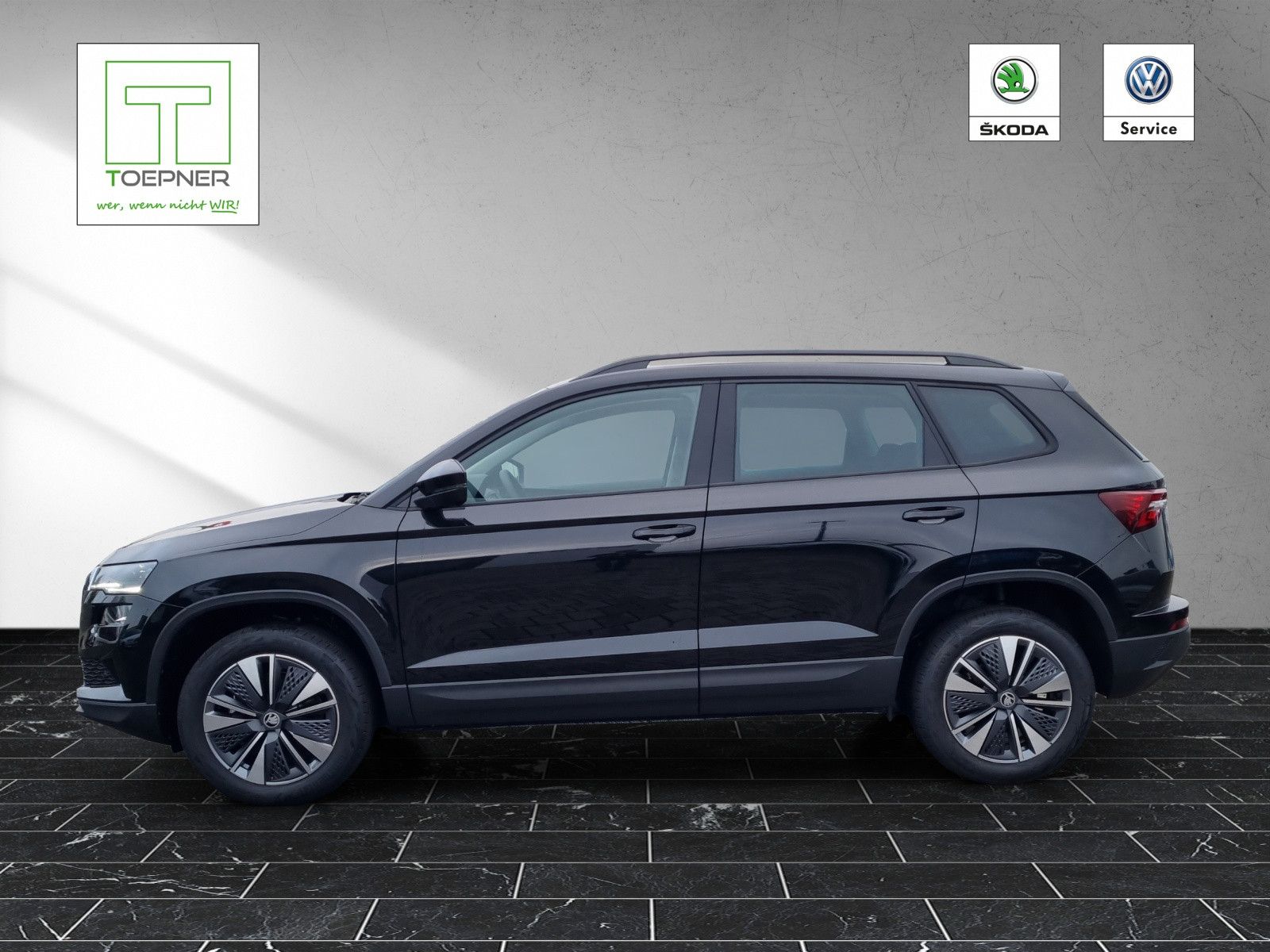 Fahrzeugabbildung SKODA Karoq Balance 1,5 TSI Fahrassi+ Komfort Gar. +3