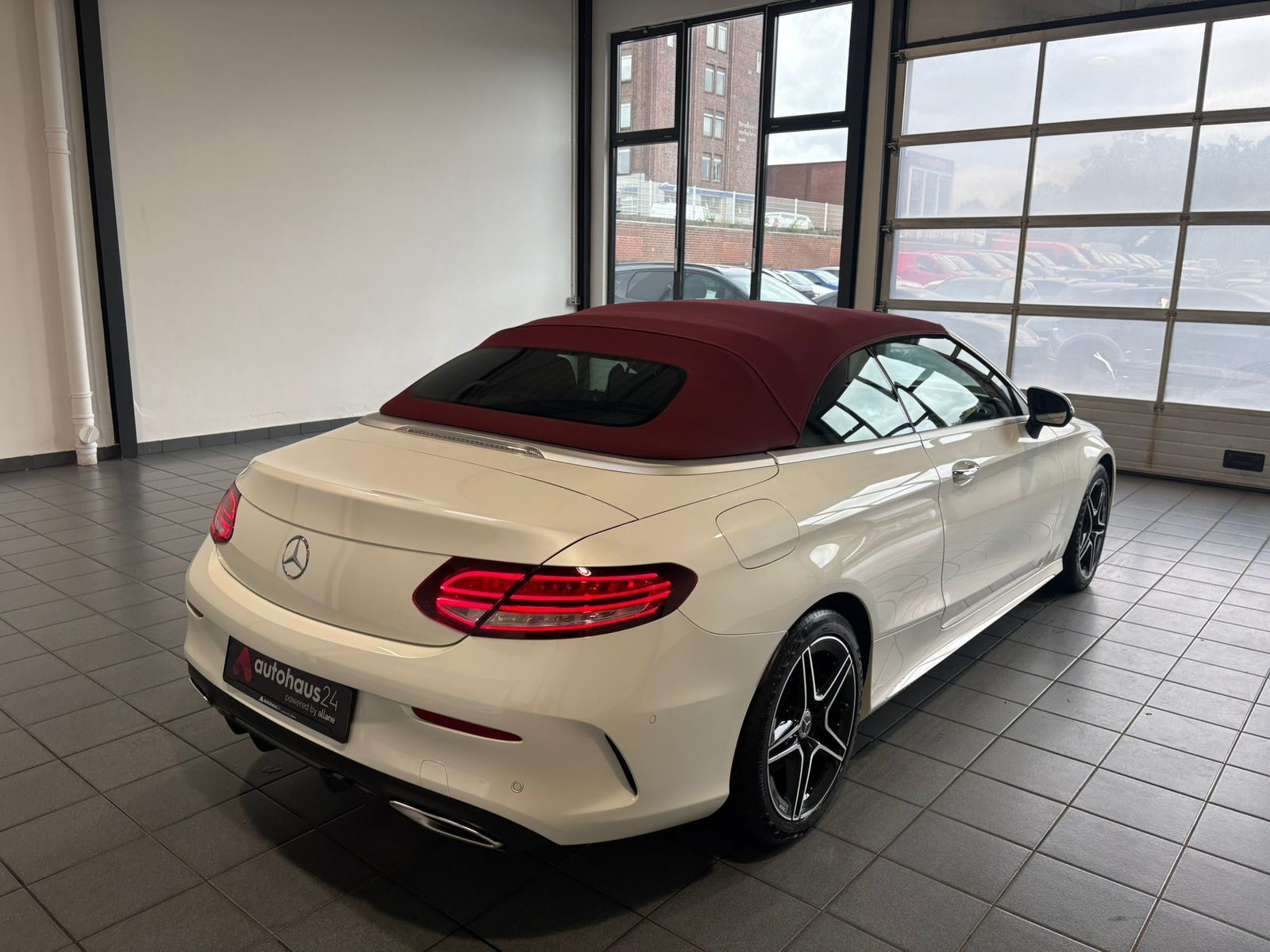 Mercedes-Benz C 200 AMG Line  LED|Navi|AMG Line foto 5