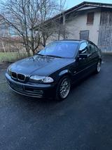 BMW 325xi - - BMW 325 aus 2001: 325xi