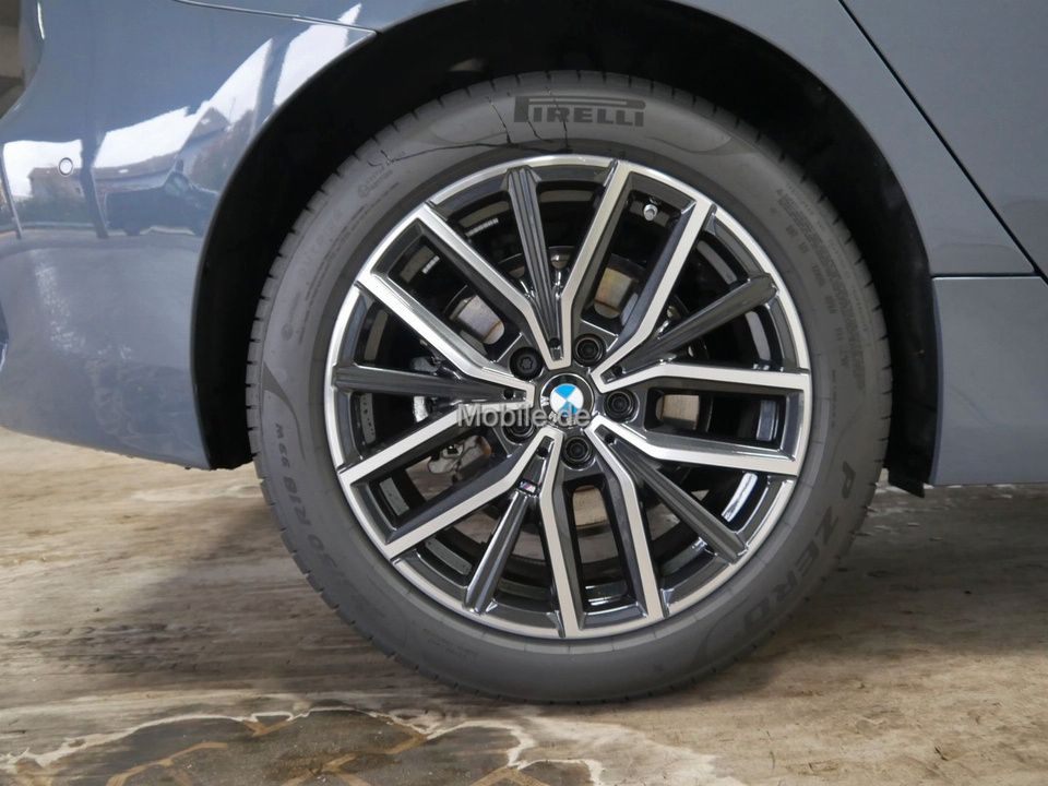 BMW 220 Active Tourer - Bild 8