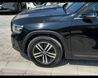 Mercedes GLB 180 - 12