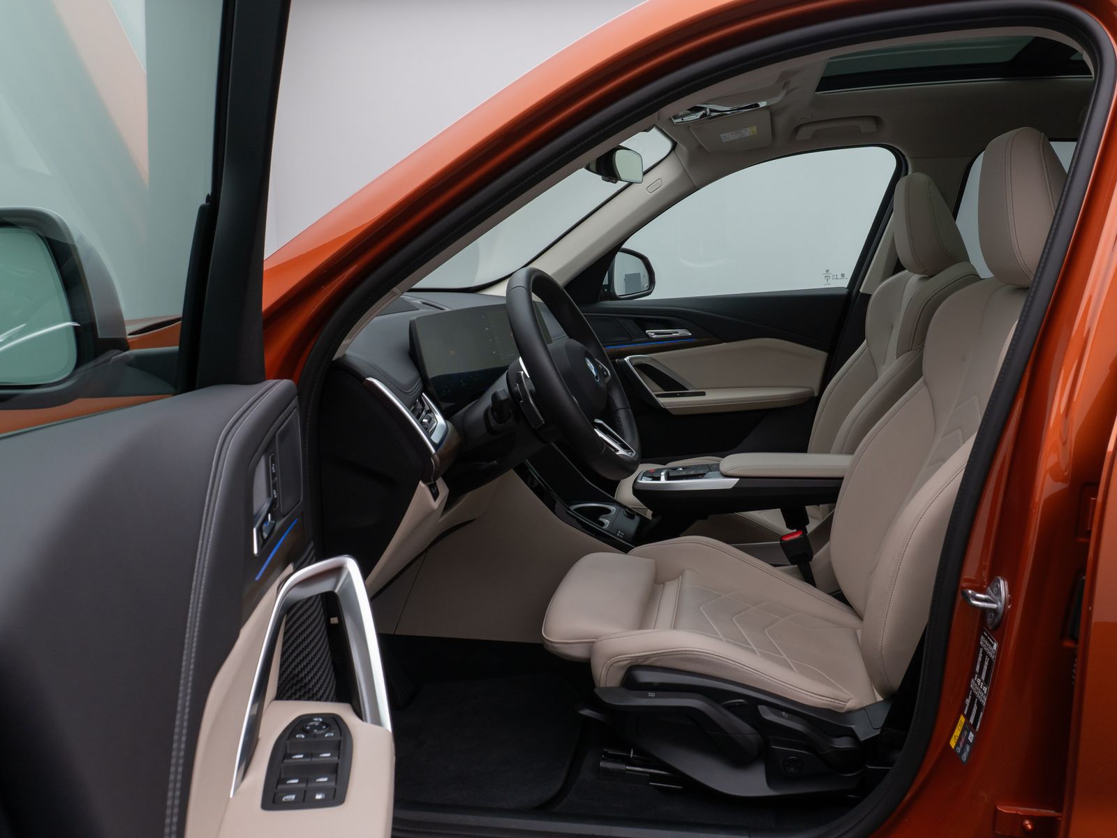 Fahrzeugabbildung BMW X1 xD25e xLine Panorama 360°HUD DAB ACC Sport