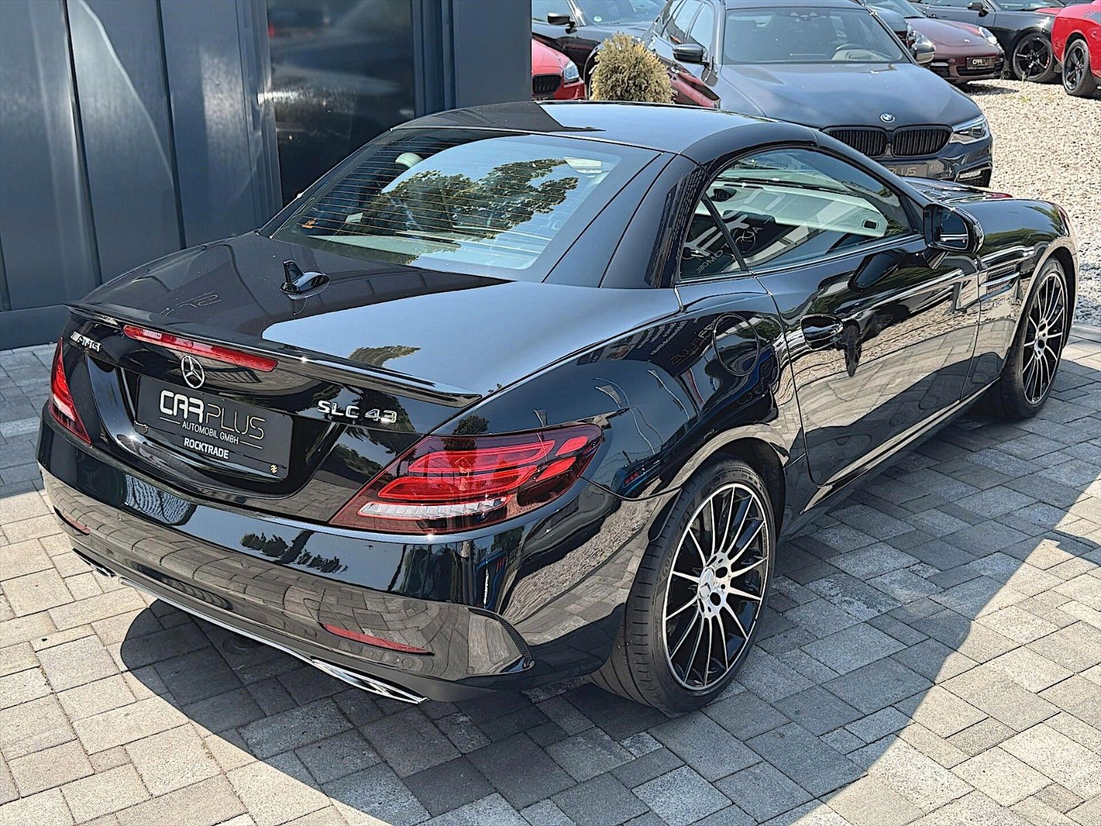 Fahrzeugabbildung Mercedes-Benz SLC 43 AMG Designo Night *LED*Kamera*Panorama*