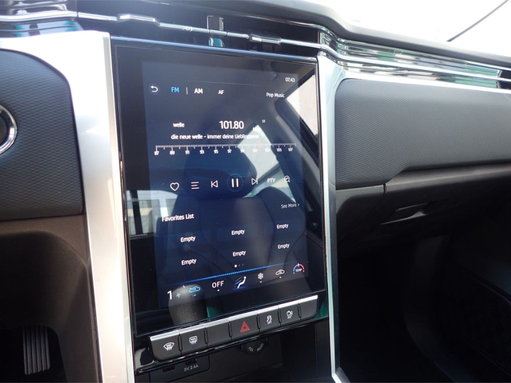 Fahrzeugabbildung JAC 8 Pro 2.4 4x4 3T Anhängelast Carplay/AndroidAuto