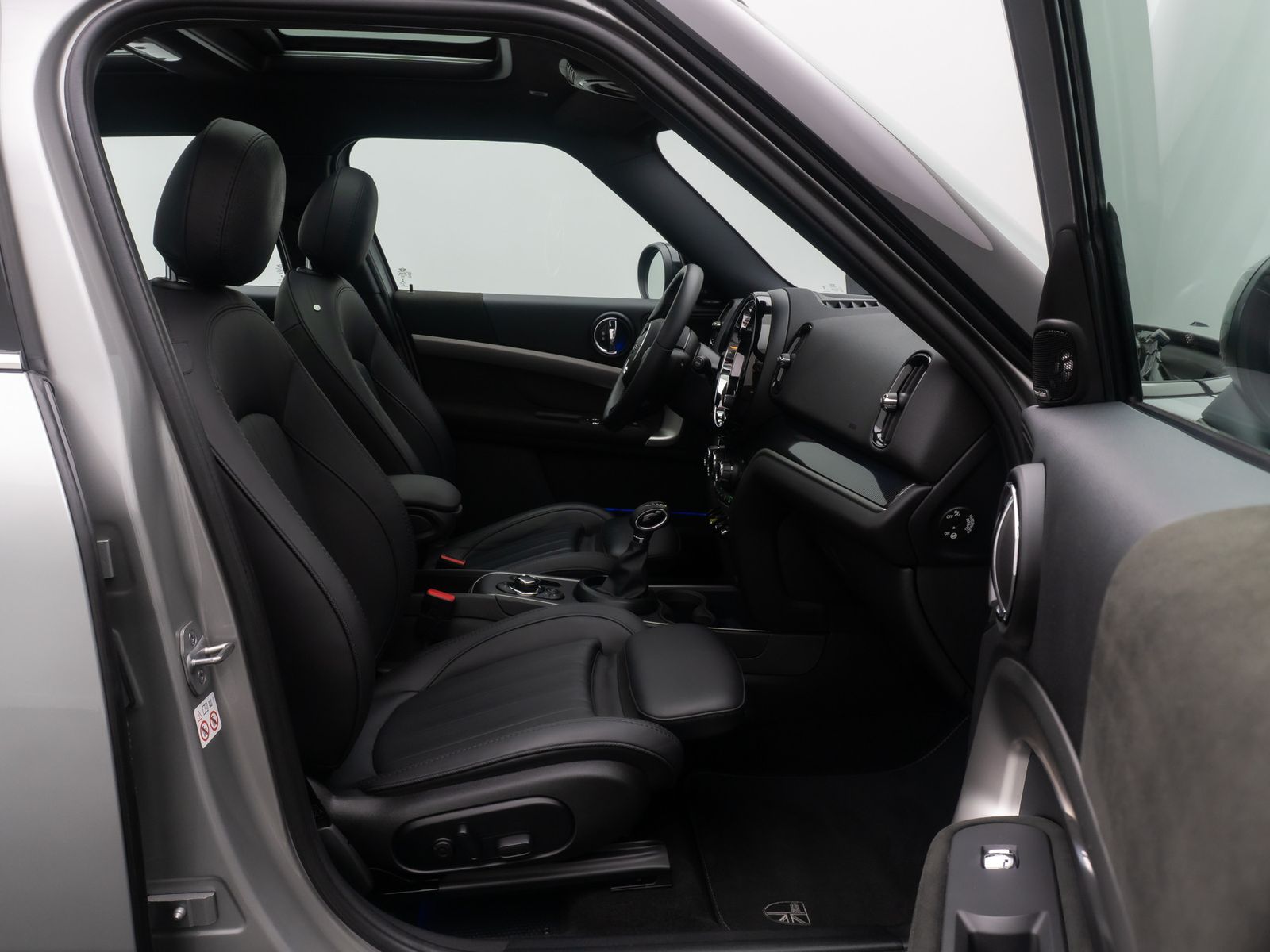 Fahrzeugabbildung MINI Countryman SE (Cooper)  ALL4 HUD Kamera H/K Voll