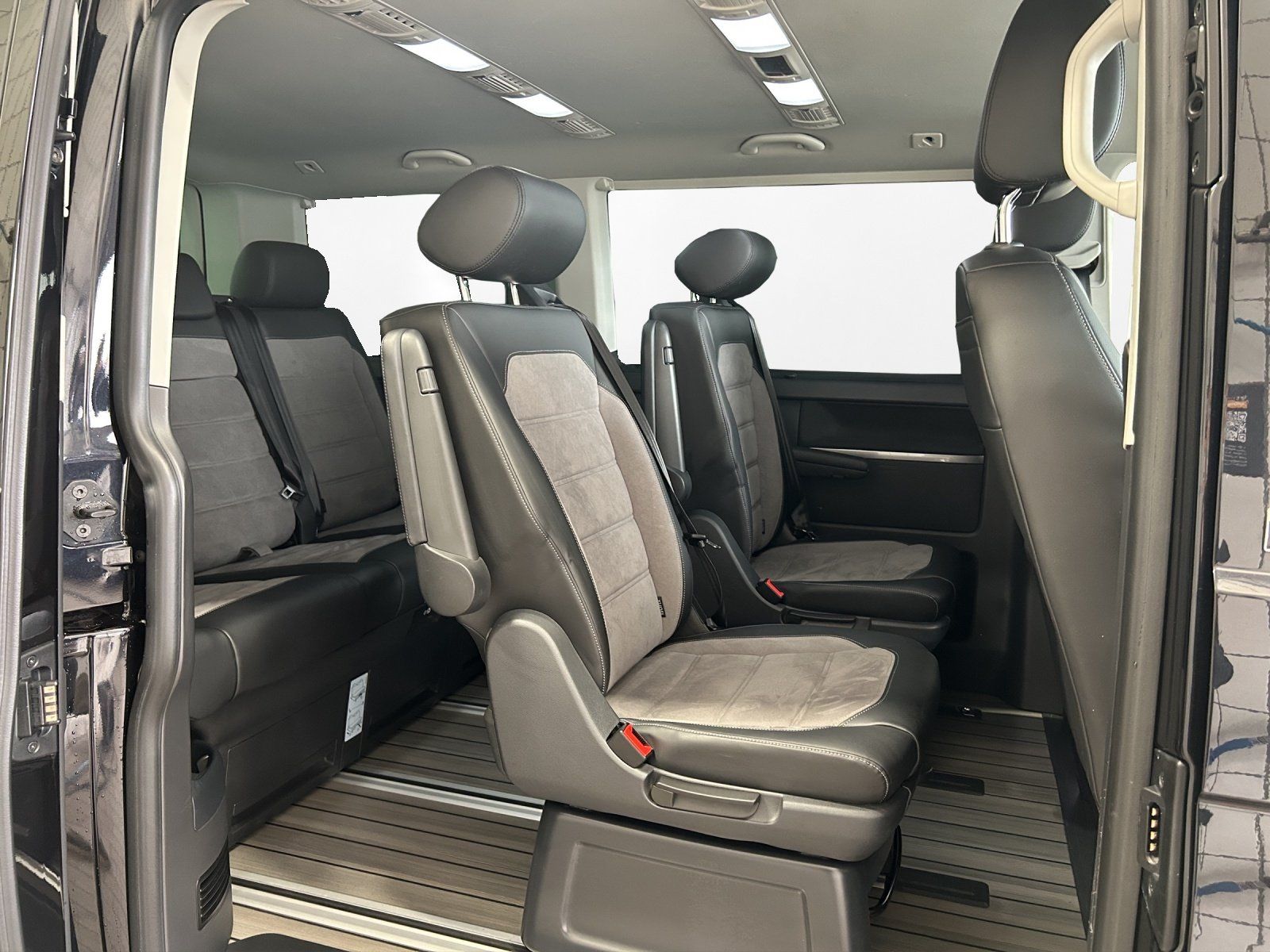 Volkswagen T6 Multivan - Bild 11