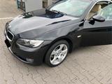 BMW 320i Cabrio E93 - BMW 3er Reihe: Cabrio, E93