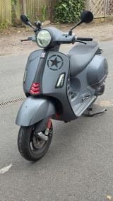 Vespa 300 GTS Super Sport  - VESPA GTS 300 SUPER SPORT
