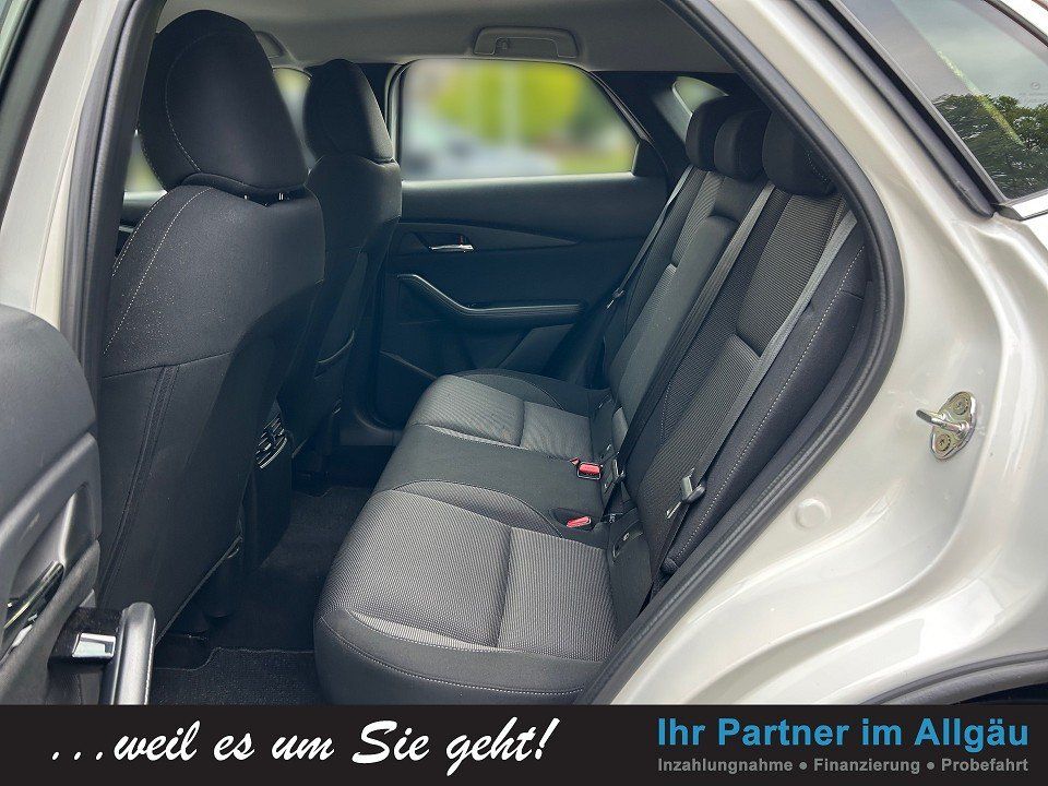 Fahrzeugabbildung Mazda CX-30 SKY-G 122 6AG SELECTION 1HD GARANTIE-10/28