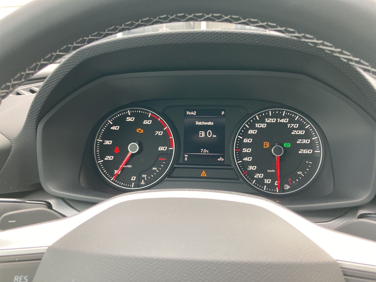 SEAT Leon Style Edition 1.0 eTSI DSG 81kW/110 PS - Image 10