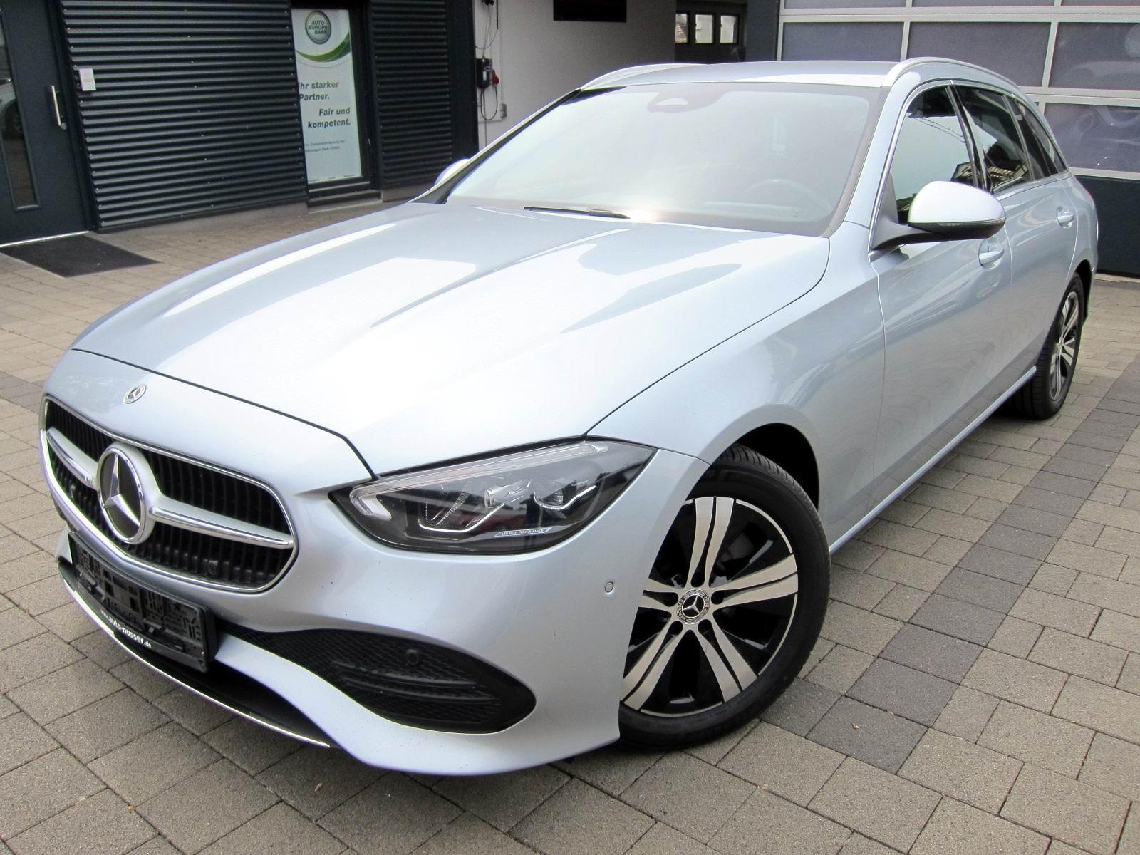 Mercedes-Benz C 220 T-Modell Avantgarde 4Matic LED AHK Kamera