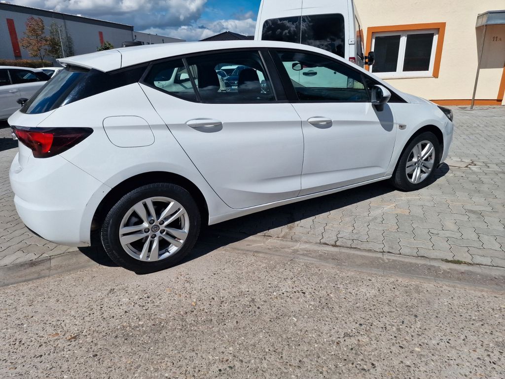 Image of Opel Astra
