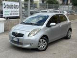Toyota Yaris 1.4 D-4D 5 porte Sol - Toyota Yaris Sol mit Diesel-Antrieb