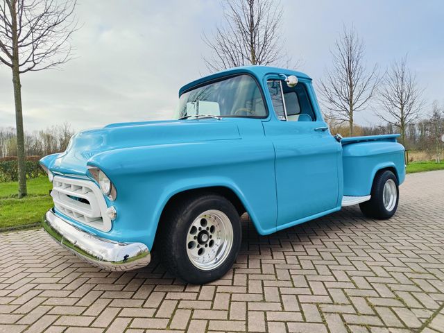 Chevrolet PICK UP TRUCK