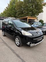 Peugeot Partner Tepee Family*5-SITZ*AHK*TEMPO*KLIMA*PANO - Peugeot Partner Family