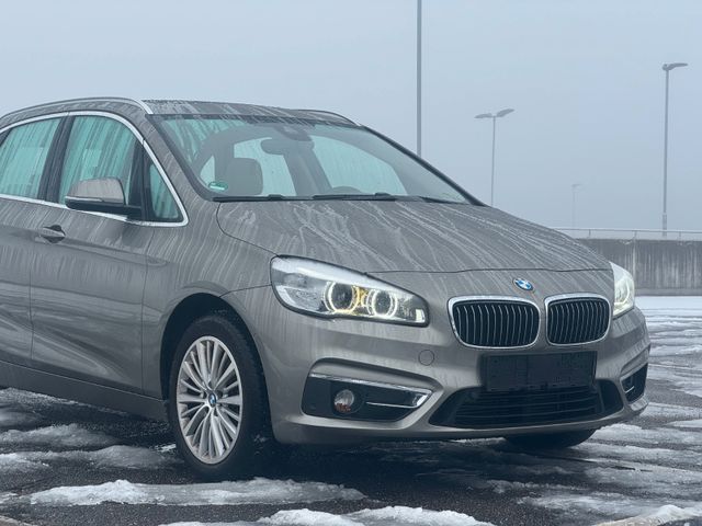 BMW 2 Active Tourer 220 i AUT Leder Led Navi AHK