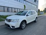 Fiat Freemont  4x4 7 Sitzen Leder Navi   Top Preis!!! - Fiat Freemont aus 2012