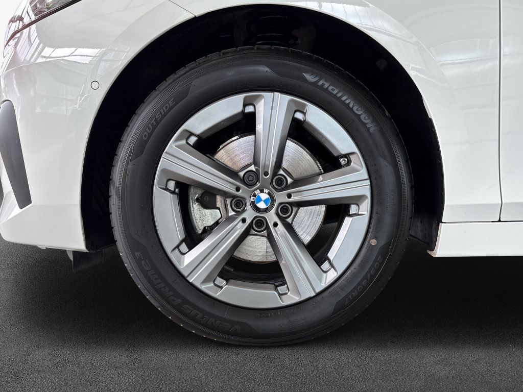 BMW 220 Active Tourer - Bild 8