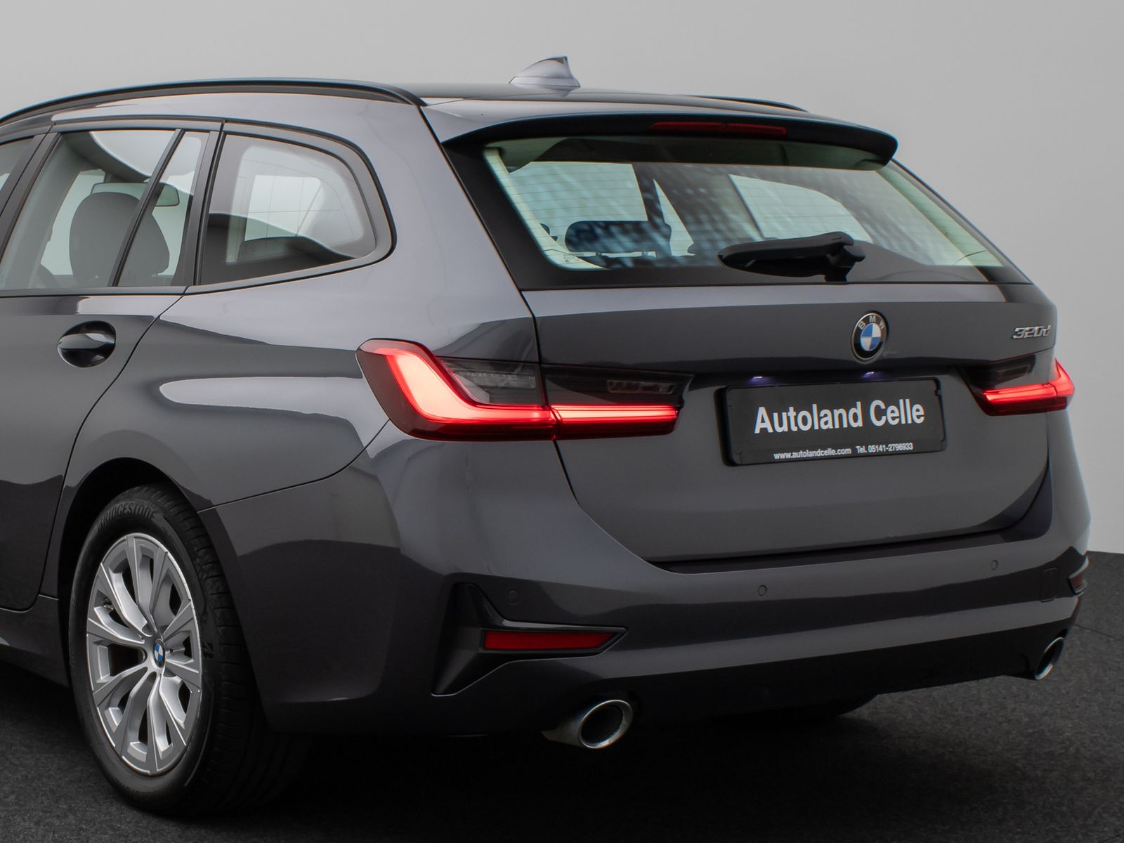 Fahrzeugabbildung BMW 320d  DAB CockPit+ Lordos PDC Geschwindigkeitsre