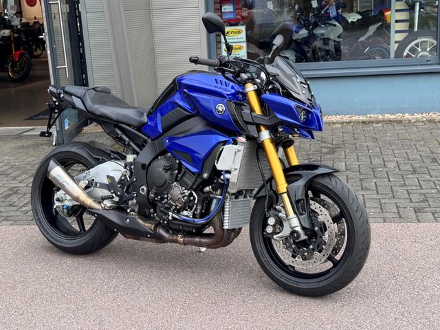 Yamaha MT-10 SP 1. Hand, nur 3700km, Extras!! MT10SP