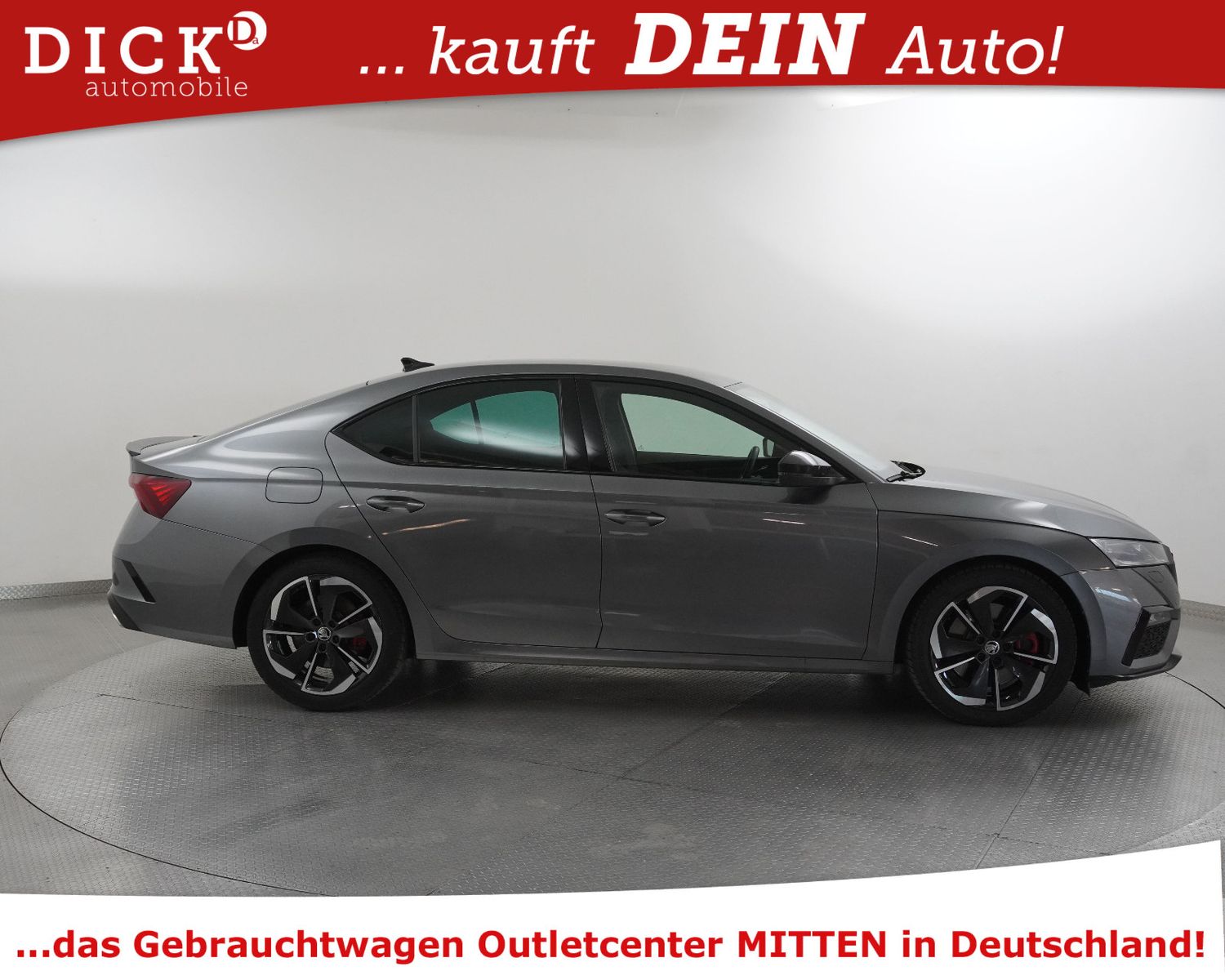 Fahrzeugabbildung SKODA Octavia 2.0 TSI RS COLUM+MATR+KAM+VIRTU+HEAD+ACC
