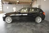 BMW 125 i Limousine 5-trg. *1.HAND*M-Lenkrad*SHZ*PDC - BMW 1er Reihe: Limousine