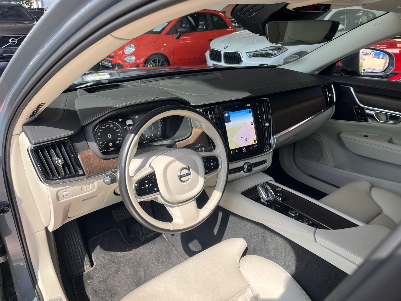 Fahrzeugabbildung Volvo V90 Kombi Inscription LED NAVI LEDER AHK