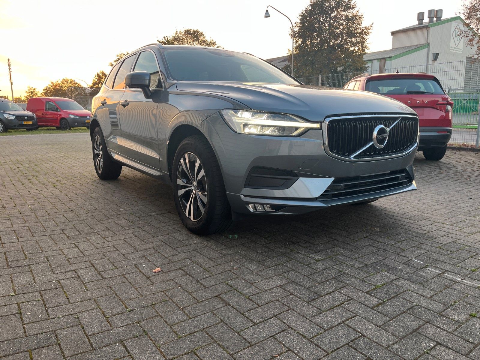 Volvo XC60 D4 Momentum Pro Geartronic imagem 2
