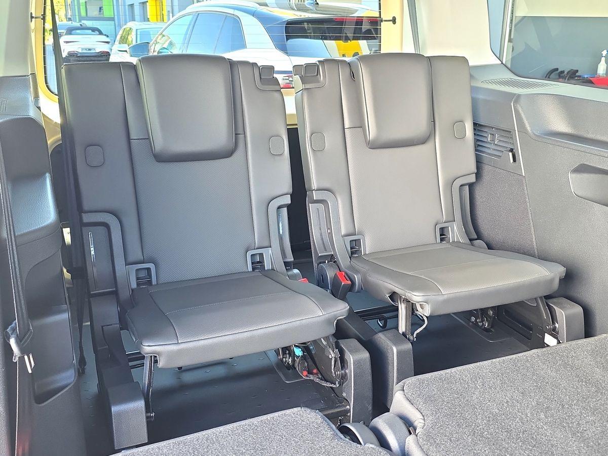 Volkswagen Caddy Maxi TDI DSG TAXI 7-SITZ ACC LED LEDER PDC