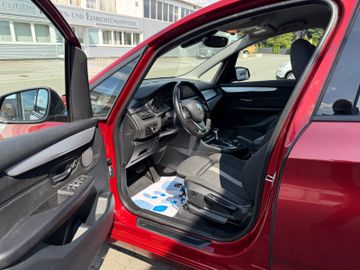 BMW 216 - 9