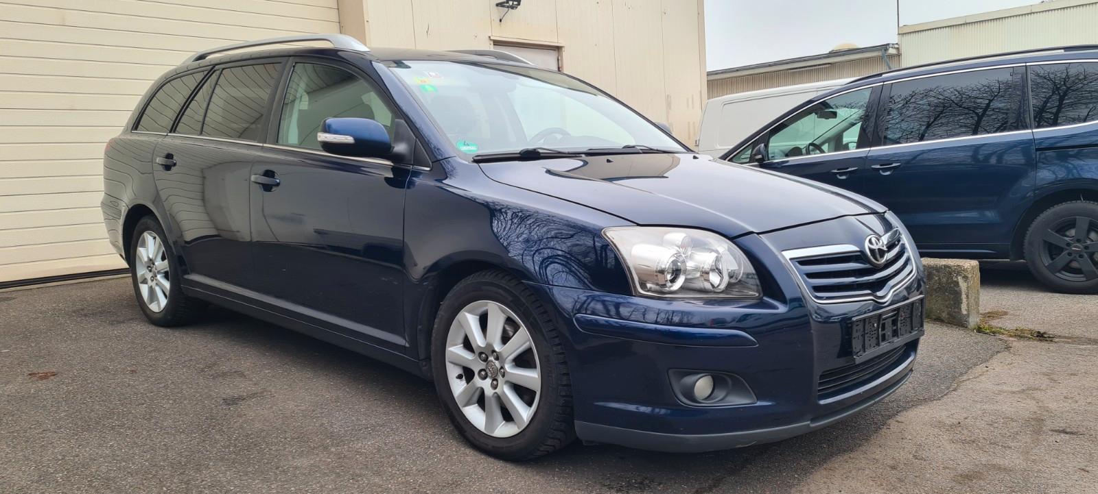 Toyota Avensis Executive 2.4-l-VVT-i Automatik