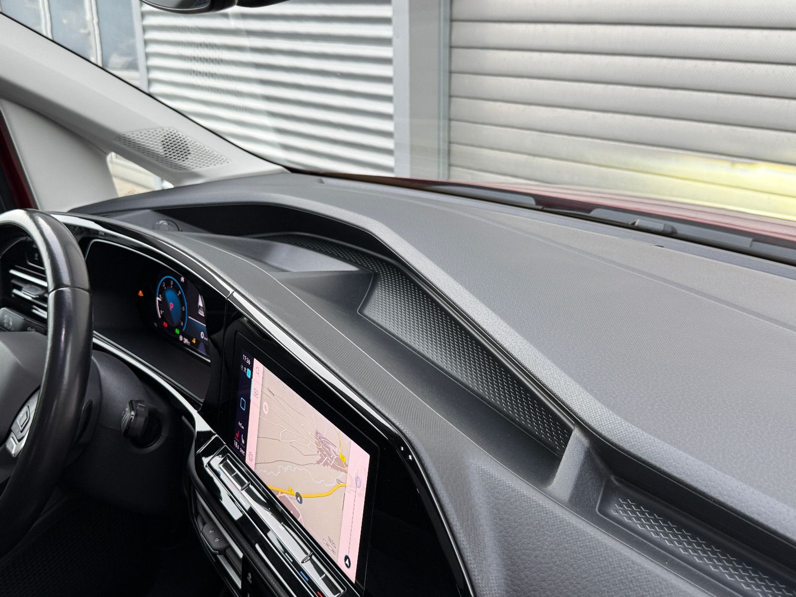 Fahrzeugabbildung Volkswagen Caddy Style TDI DSG ACC AHK Navi LED Pano Sthz