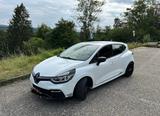 Renault Clio RS 1.6 TURBO 200 EDC RS - Renault Clio: RS Turbo