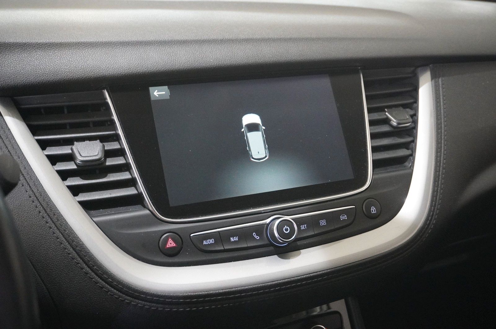 Fahrzeugabbildung Opel Grandland (X) 1.5D BUSINESS NAVI/LED/PDC/DAB/AHK
