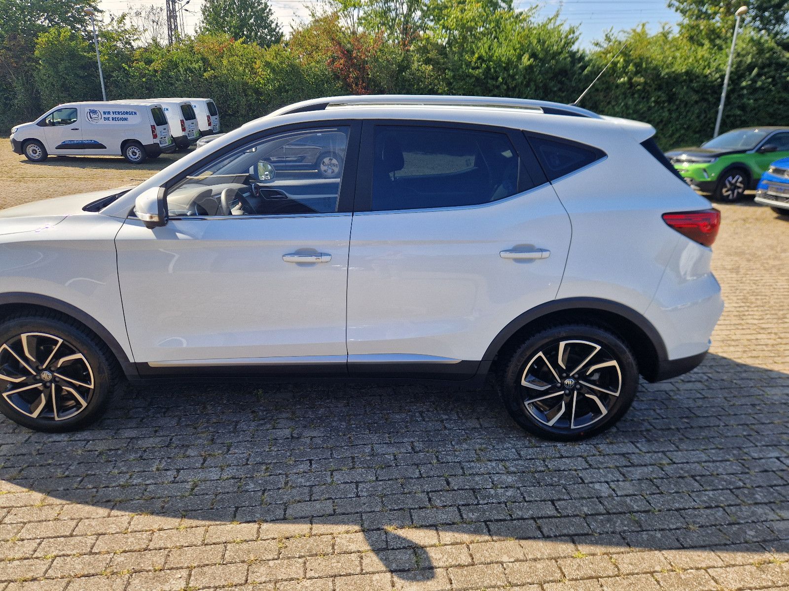 MG ZS