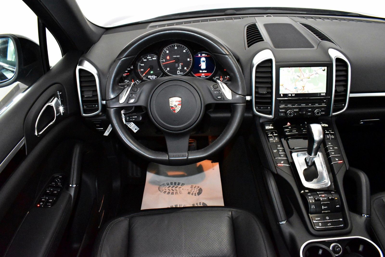 Fahrzeugabbildung Porsche Cayenne Diesel ,Panorama,Navi,Memory,LM 22"+WR