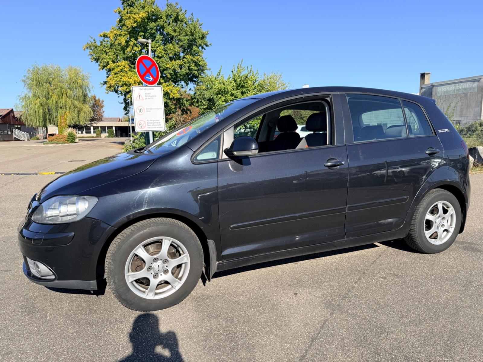 Volkswagen Golf Plus 2006 — engine 1.595 cm³, 102 HP (75kW)
