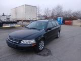 Volvo V40 1.8 - - gebrauchte Volvo V40 aus dem Jahr 2001