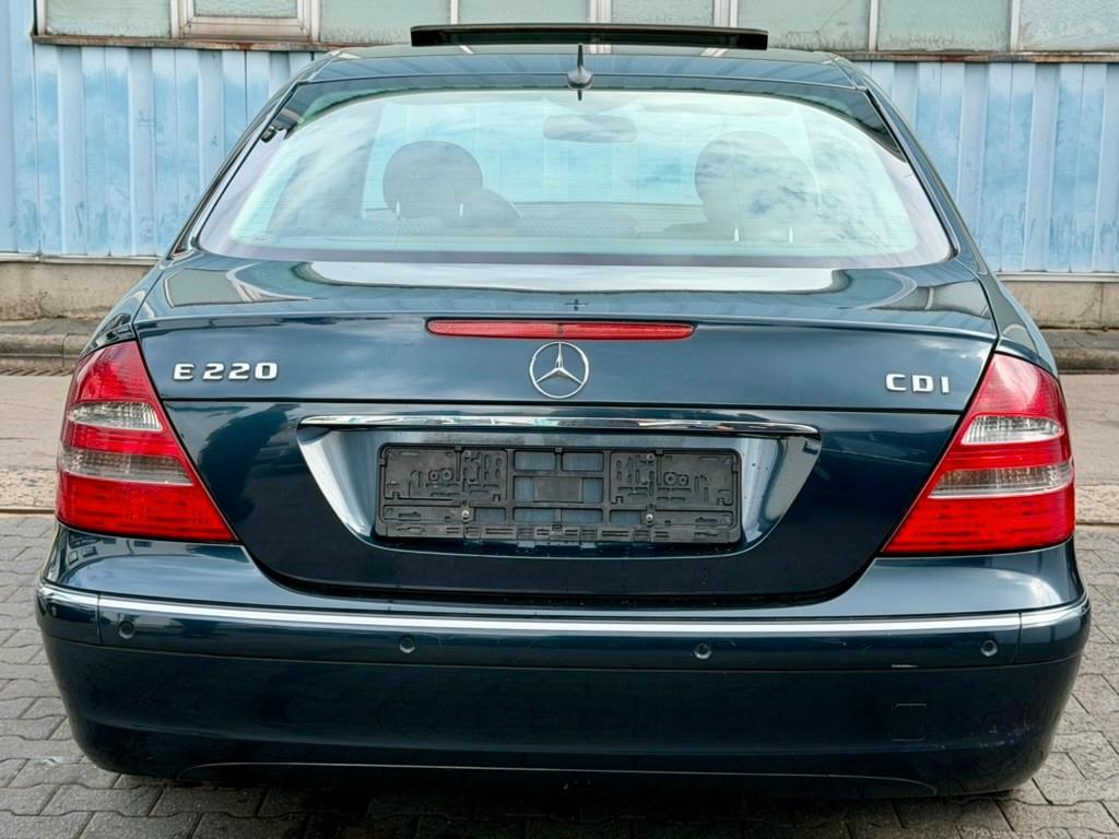Mercedes-Benz E 220 CDI Elegance Automatik