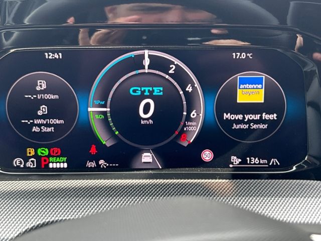 Fahrzeugabbildung Volkswagen Golf VIII 1.5TSI EHYBRID GTE IQ.LIGHT KAMERA HEA