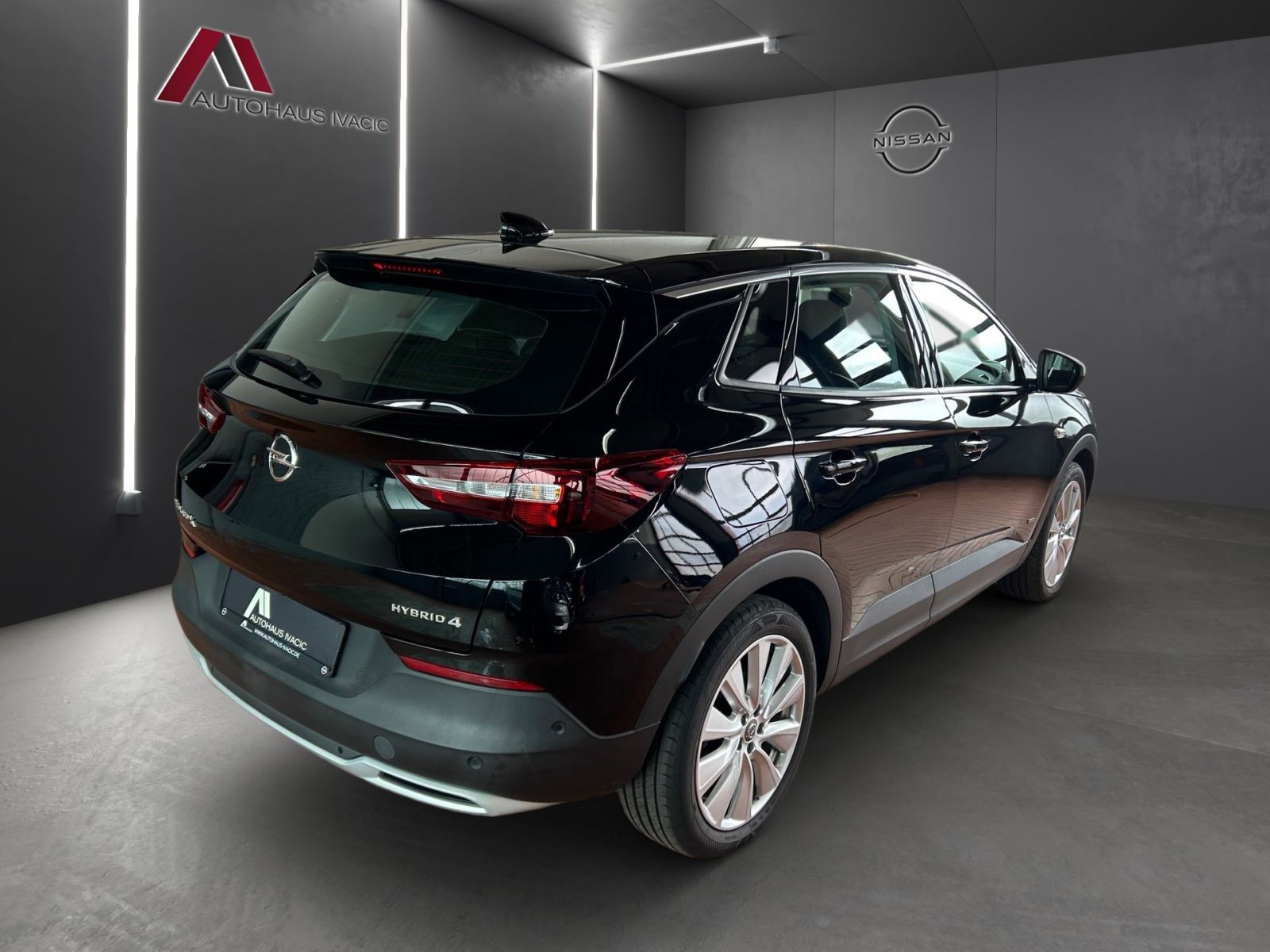 Opel Grandland X 1.6 Turbo Hybrid INNOVATION Bi-LED imagem 3