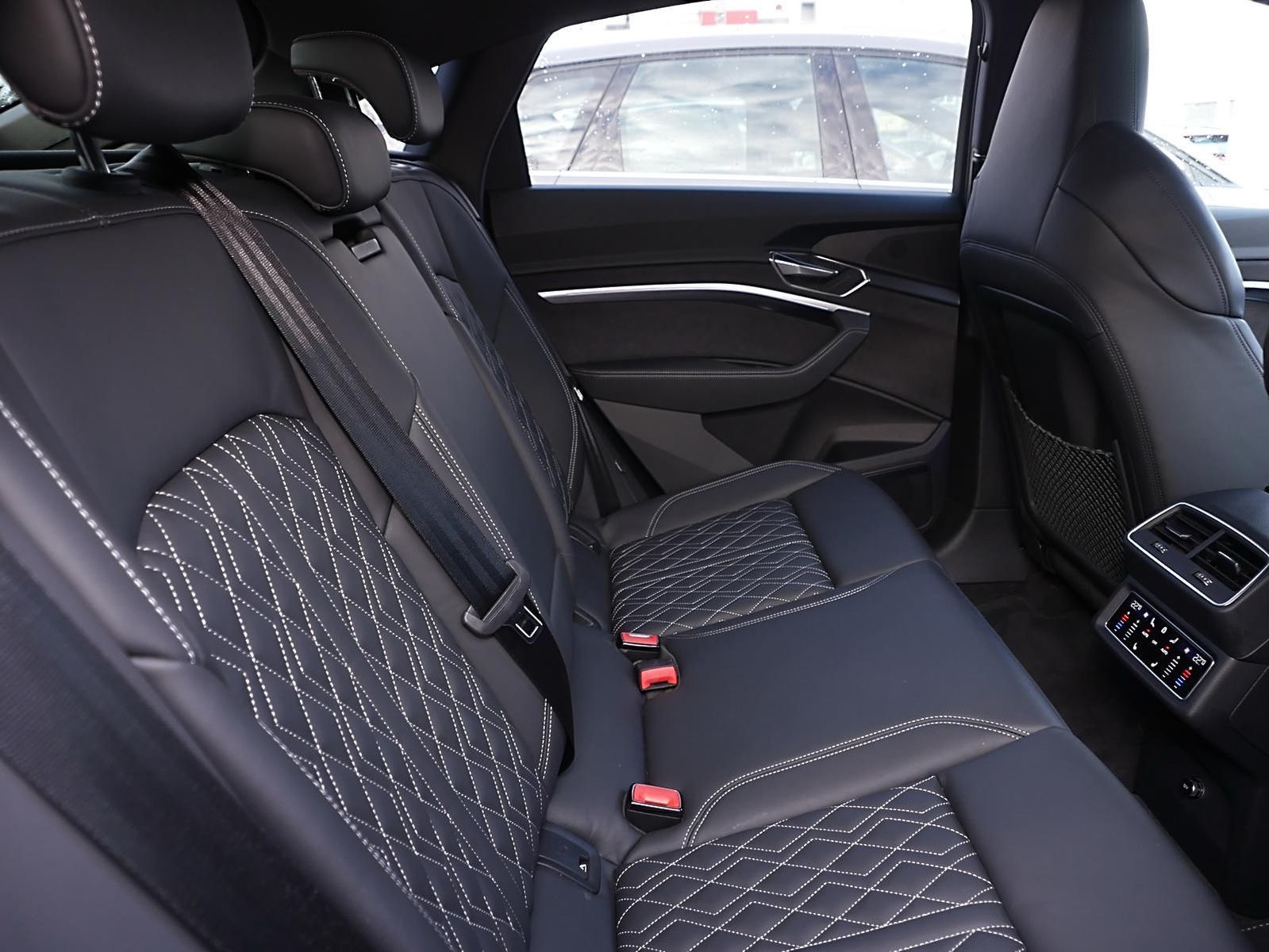 Audi Q8 - Bild 10
