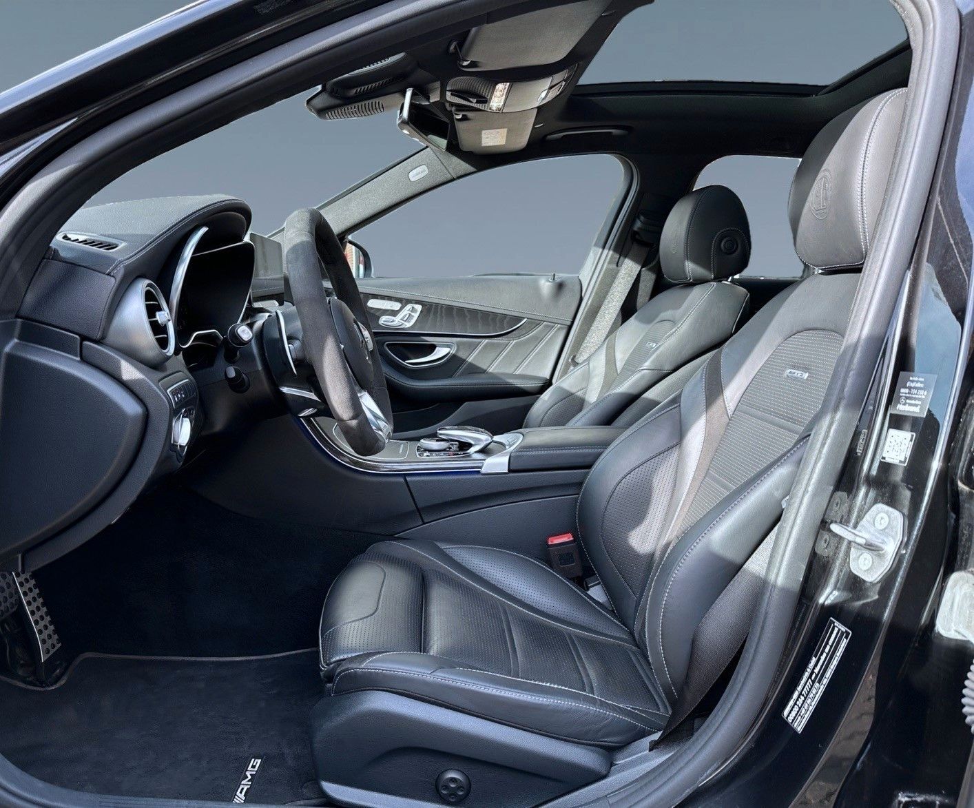 Fahrzeugabbildung Mercedes-Benz C 63S AMG*Driver´s*Perf-AGA*Distr*Pano*Burm*360°