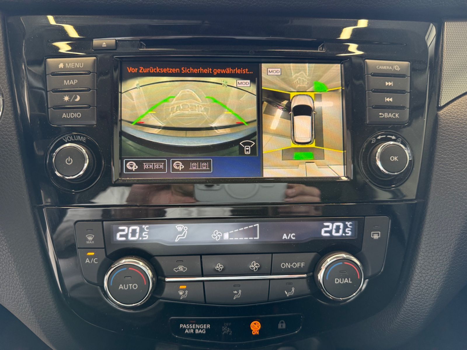 Fahrzeugabbildung Nissan Qashqai Tekna Safety-Shield-Paket 360°